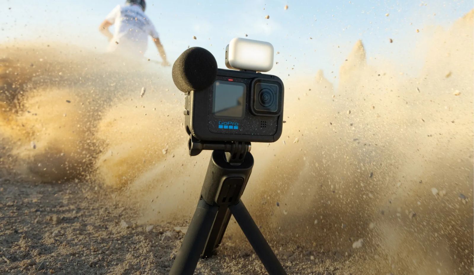 Екшън камера GoPro HERO12 Black Creator Edition, камера за екстремен спорт, 5.3K@60fps, 2.27" (5.76 cm) заден сензорен дисплей/1.4" (3.55 cm) преден дисплей, HyperSmooth 6.0 стабилизация, 8x Slow motion, Bluetooth, USB-C, Wi-Fi, SDCard, черна - характеристика 3